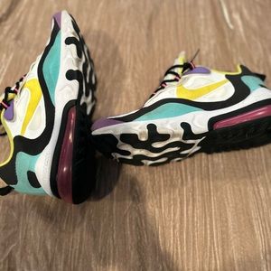6Y women’s 7.5-8  Nike air 270 react multicolor